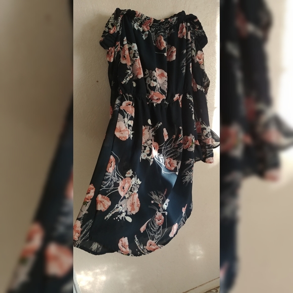 Plus size off Shoulder Dress - Picture 5 of 7